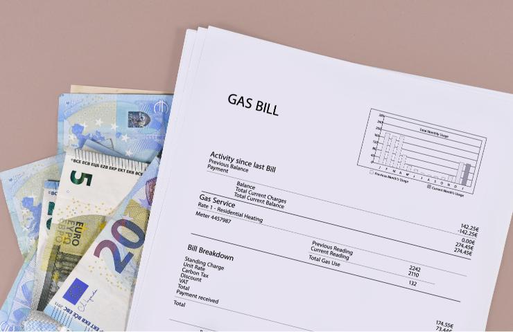 Bolletta del gas e soldi in euro