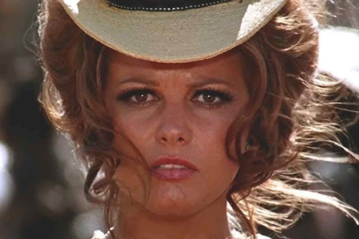 Claudia Cardinale in un vecchio film