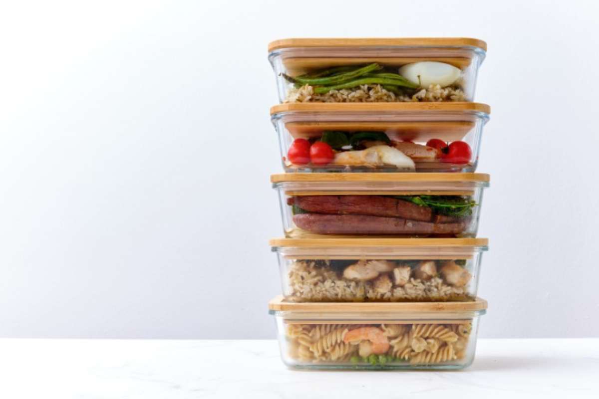 Contenitori con cibo