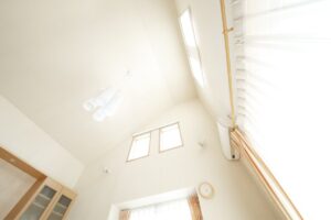 Un soffitto molto alto